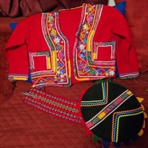 Peruvian outfit